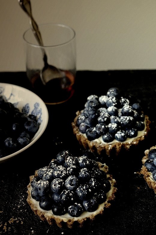 blueberry mascarpone tartlets